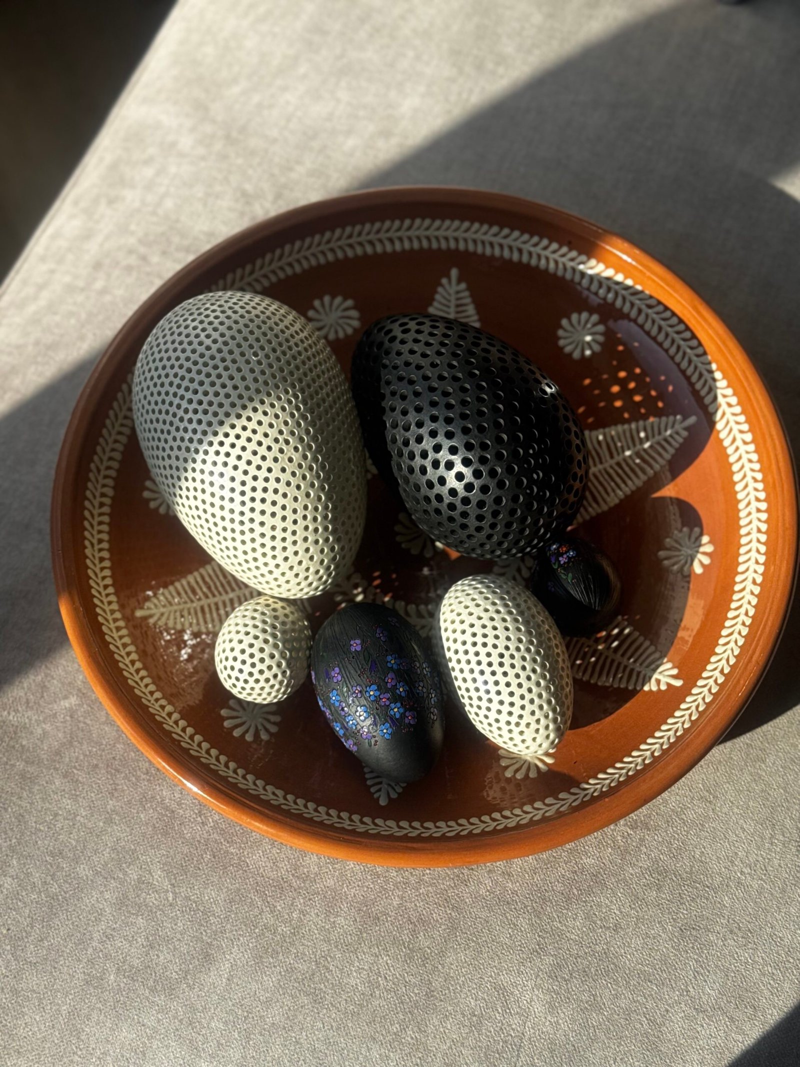 Keramikiniai dekoratyviniai kiaušiniai